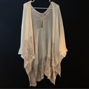 Accessory St. White & Pastel Shawl